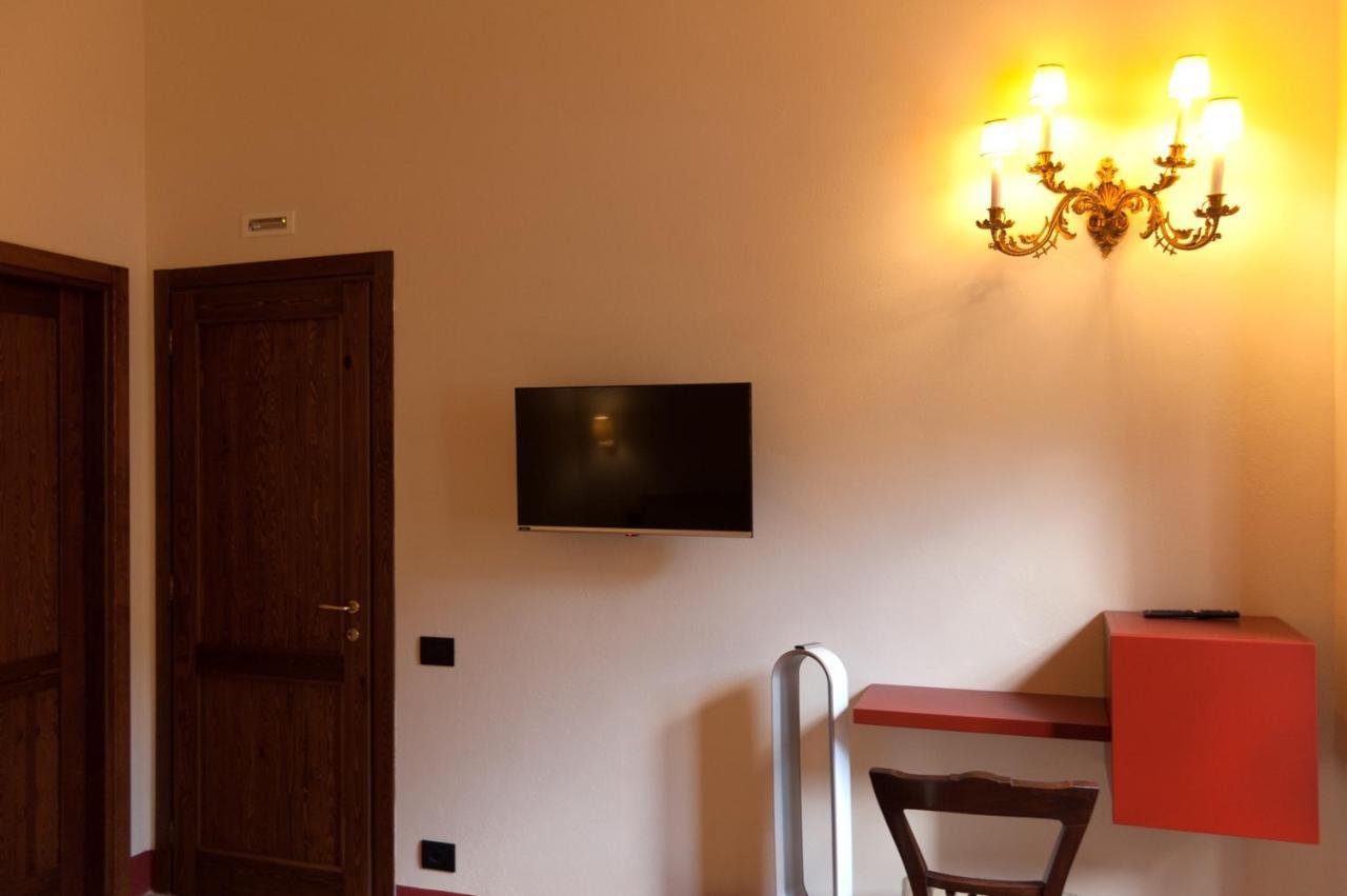 Palazzo Benucci Bed & Breakfast San Gimignano Luaran gambar
