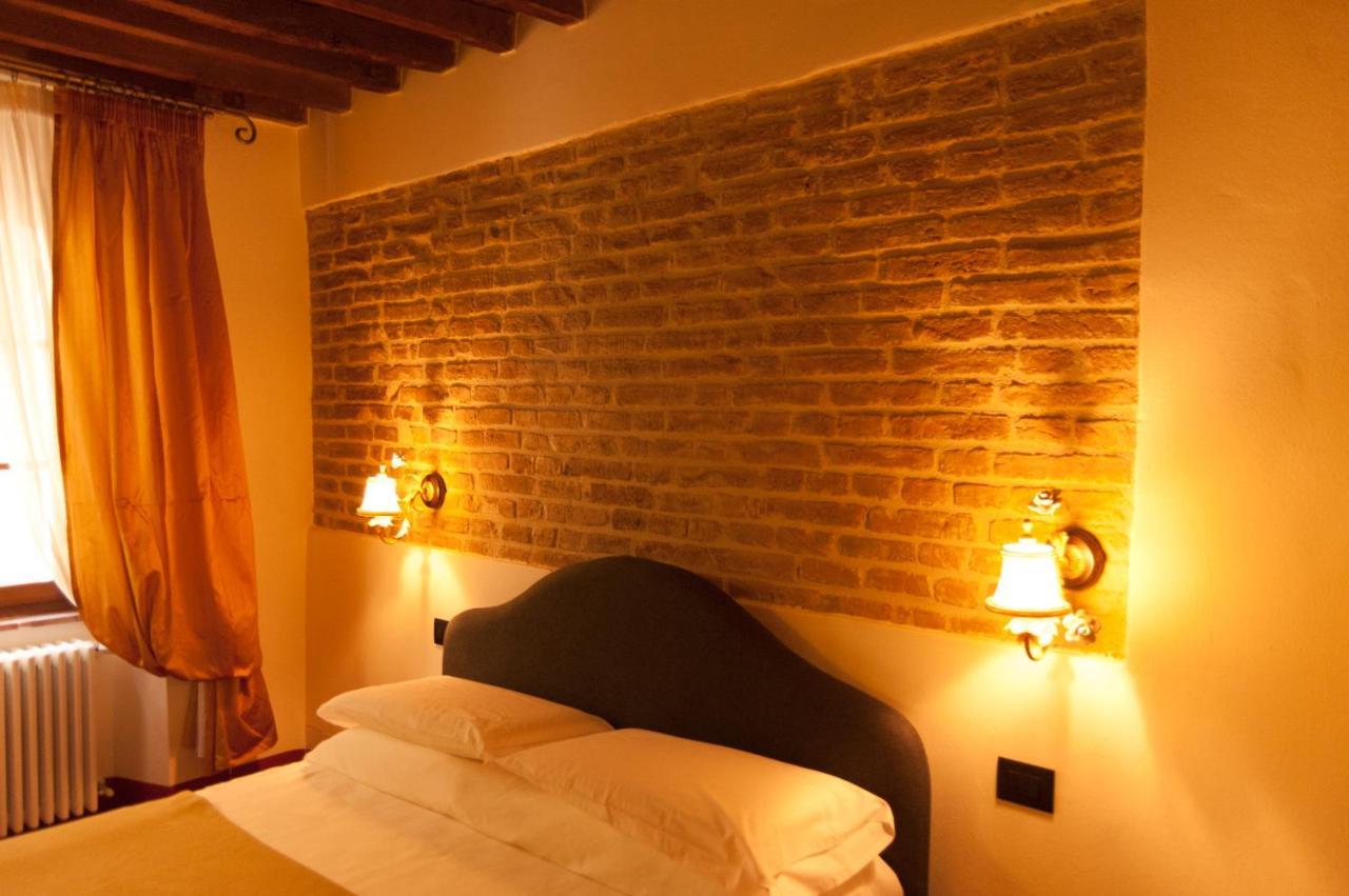 Palazzo Benucci Bed & Breakfast San Gimignano Luaran gambar